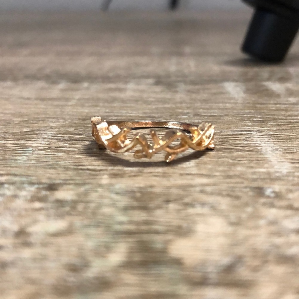 Gold ring